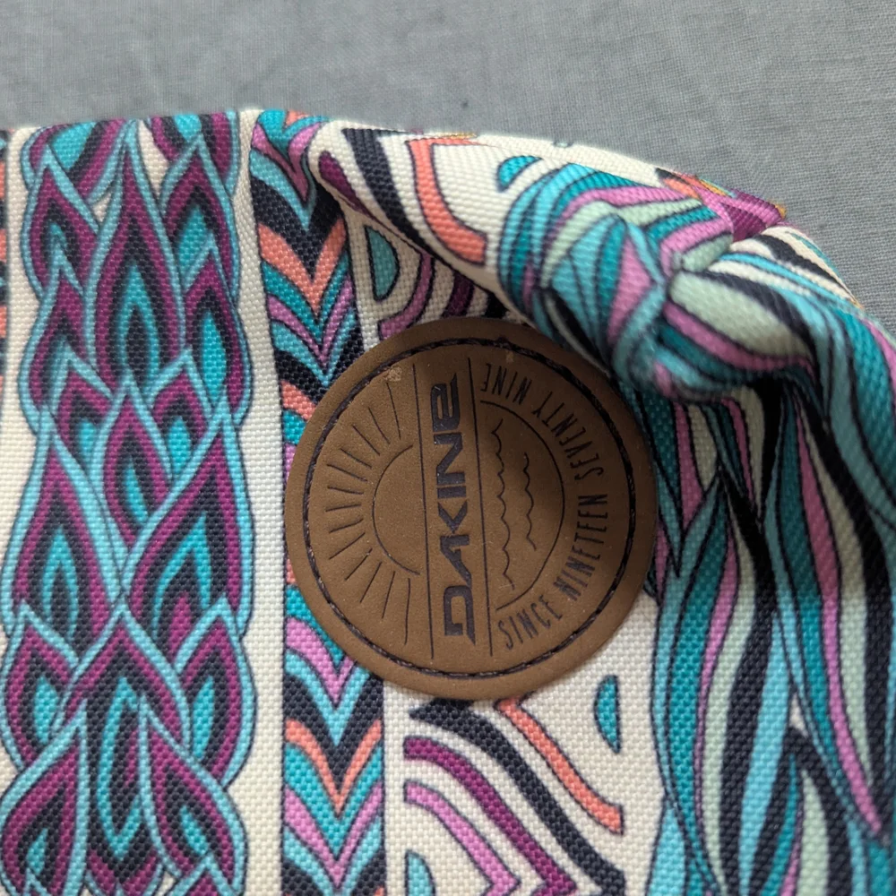 Dakine Multicolor Crossbody Bag - Picture 2 of 7